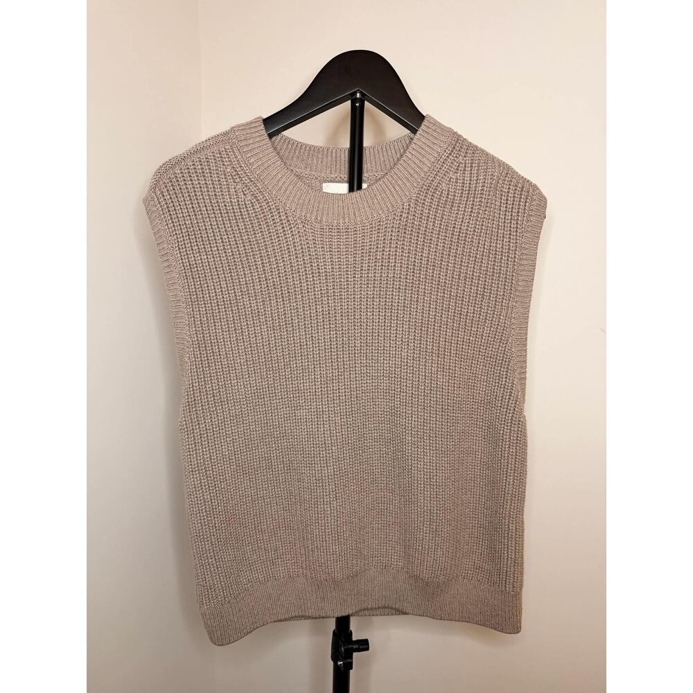 Abercrombie & Fitch Women’s Taupe Knit Sweater Vest Size L